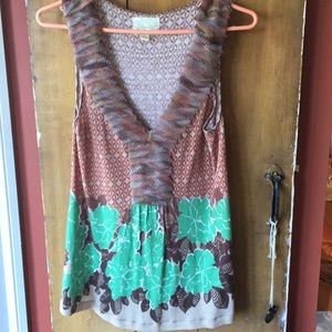 Sleeveless top